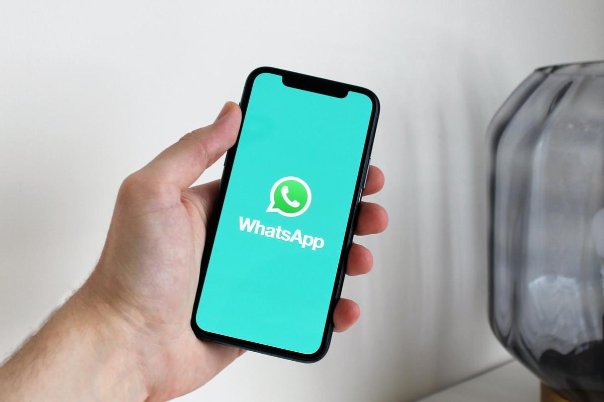 ¡Ojo con esta nueva estafa en WhatsApp! Te roban tus datos bancarios con un sólo clic