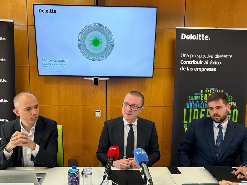 El crecimiento del sector cerámico se consolidará en 2024 y se recuperará la demanda, según Deloitte