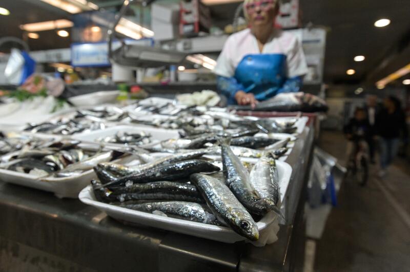 Las pescaderías reclaman eliminar el IVA y la sobrecarga burocrática de cara a las elecciones europeas