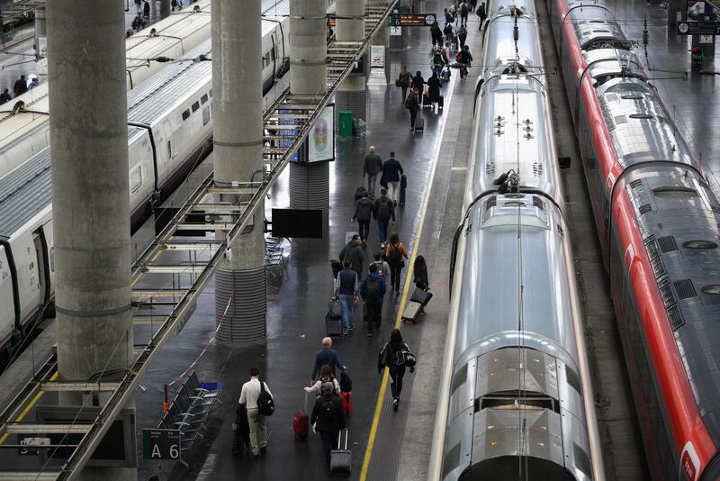El Gobierno renueva ‘Verano Joven’ para viajar con descuentos de hasta el 90%