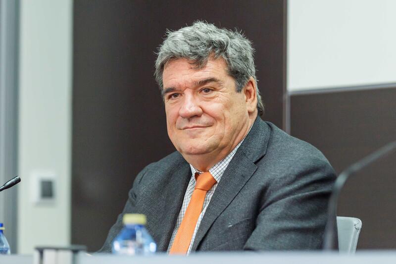 Empleados públicos temporales exigen a Escrivá una reunión para abordar la temporalidad del empleo público