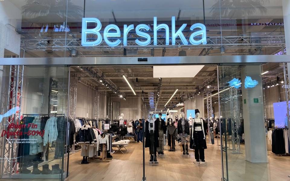 Bershka se apunta a la moda de las zapatillas con plataforma