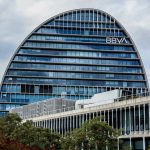 BBVA pretende ser el banco líder nacional en plena OPA sobre Sabadell