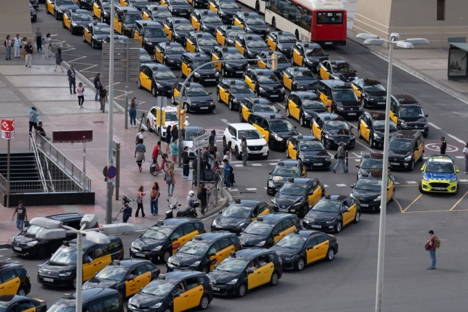 Uber se lleva el espacio de los taxis de la World Mobility Conference 1 Merca2.es Huelga en Madrid y manifestaciones en Barcelona, Uber, Cabify y Bolt sufren dos ataques al mismo tiempo