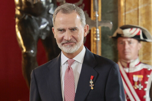 Con el rey Felipe no fue menos