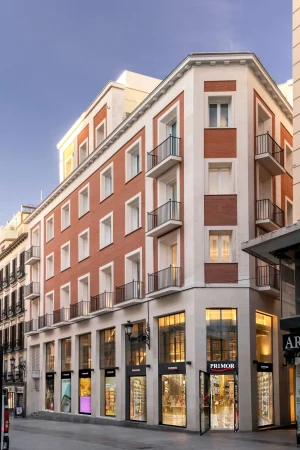 Generali Real Estate alquila a Primor su edificio comercial de Preciados, 9 de Madrid 1 Merca2.es Generali Real Estate montaje tienda preciados OK Merca2.es