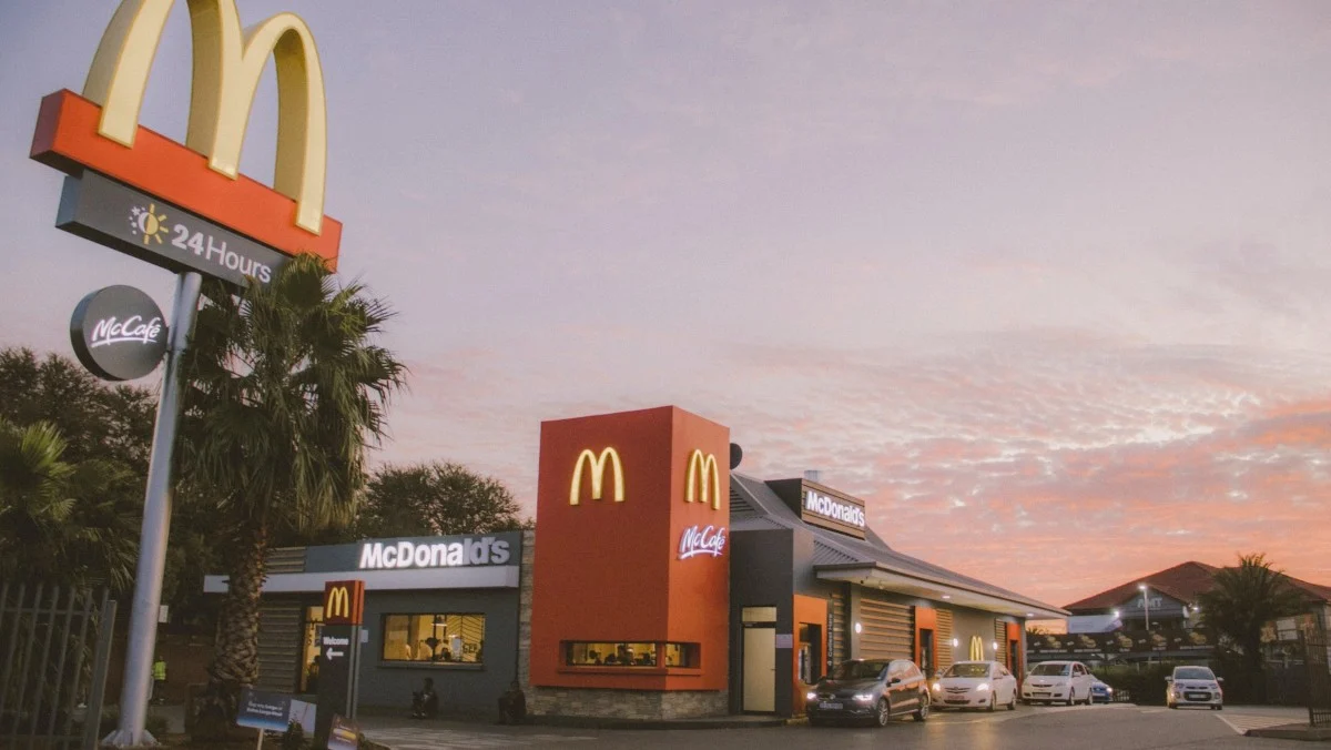 ¿Has pensado abrir un McDonald’s en España alguna vez? Esto es lo que cuesta