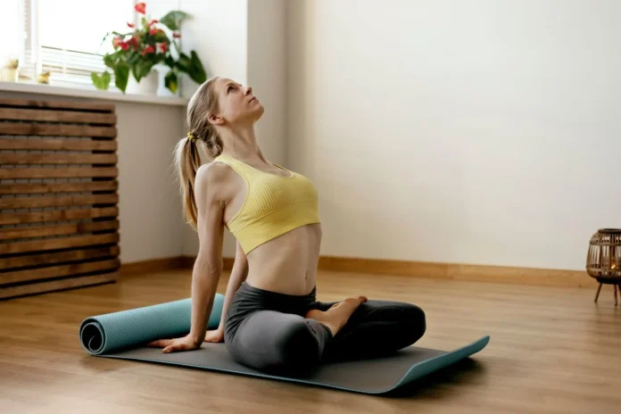 La única rutina de yoga que sirve para prevenir el dolor