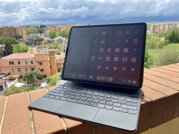 Apple Keyboard