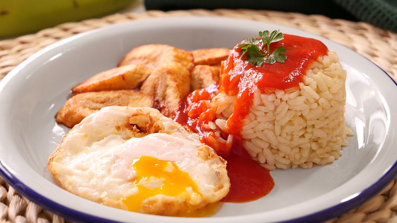 El truco para hacer un arroz a la cubana de categoría superior