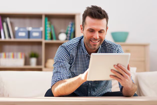 La Daylight Computer protege tus ojos y te da una experiencia de escritura única
