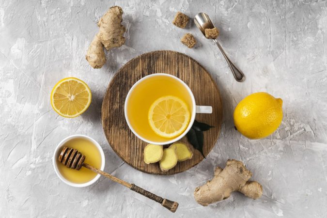 delicious healthy lemon tea concept Merca2.es