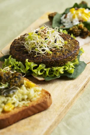 delicious veggie dishes still life Merca2.es