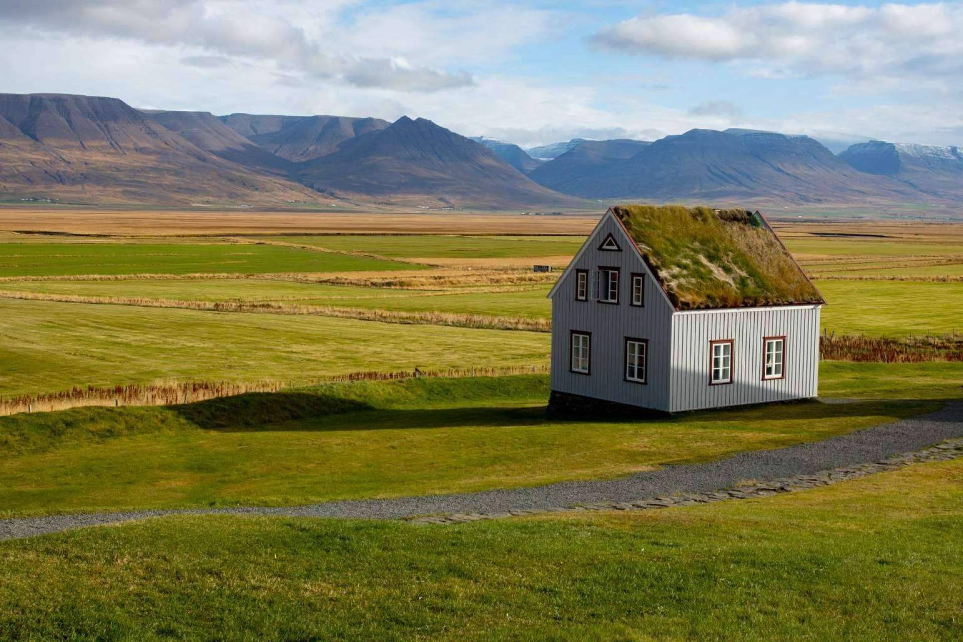 Disfrutar el solsticio de verano en Islandia con la agencia de viajes Aldu Experience