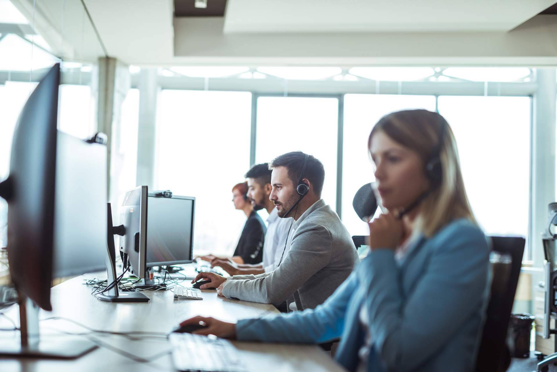 Optimizar la eficiencia empresarial; conectar el call center a softwares de gestión para potenciar una empresa