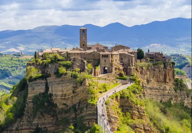 El pueblo de Italia que muere con cada erosión