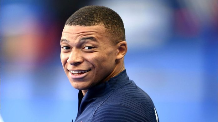 Revelan quién es la mujer que cautivó por completo a Kylian Mbappé