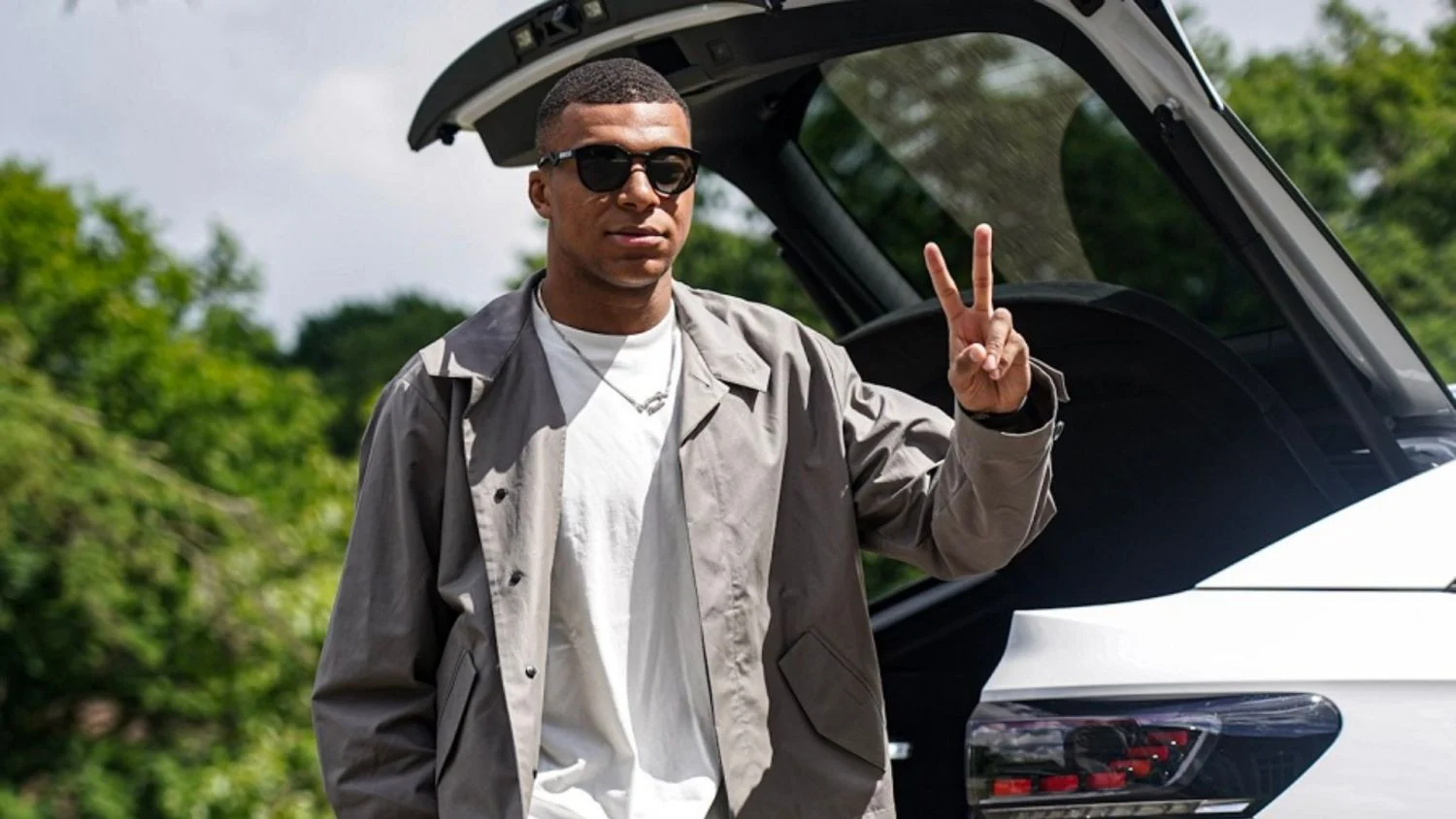 La increíble fortuna que Mbappé gastó por un cuadro