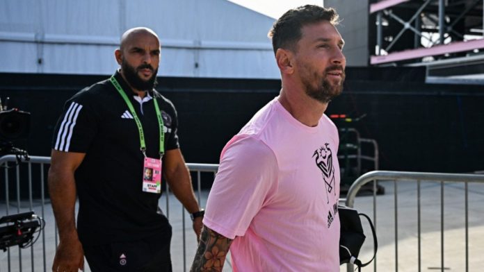 Messi está muy bien protegido: El video viral de su guardaespaldas que aturde las redes