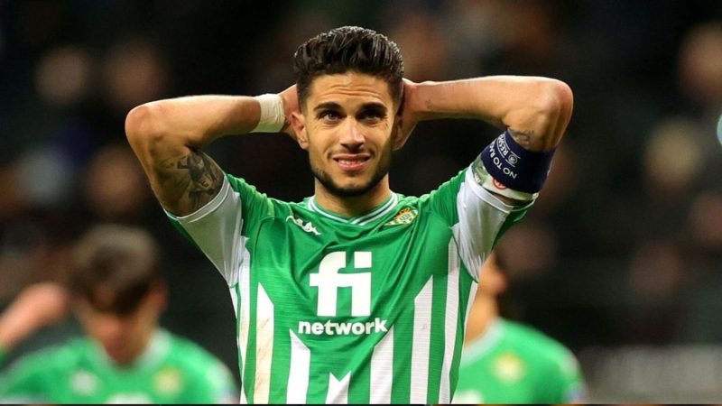 El insólito acuerdo que lleva adelante un ex Barcelona y su pareja: "Todos los días…" 1 Merca2.es marc bartra real betis Merca2.es