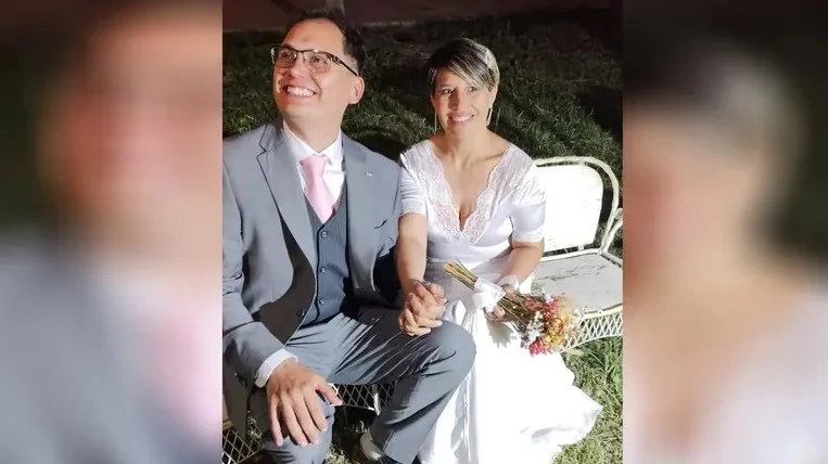 Un hombre se duerme camino a su boda: la reacción de la novia se vuelve viral 1 Merca2.es Un hombre se duerme camino a su boda: la reacción de la novia se vuelve viral