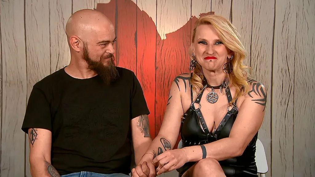 Una pareja de ‘First Dates’ muestra sus atributos y deja fría a su cita
