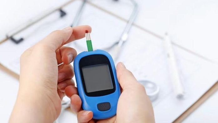 El síntoma oculto que podría revelar diabetes temprana y cómo actuar ya