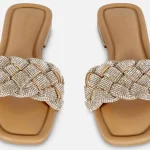 Paula Echevarría te presenta la colección de sandalias planas que arrasa en Primark