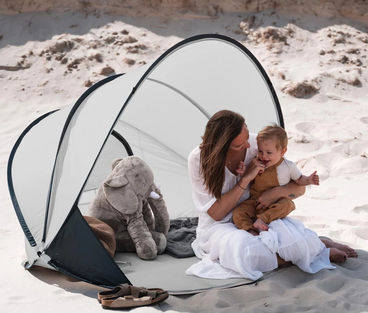 Decathlon tiene la mejor idea para disfrutar de la playa sin que te moleste ni el sol ni la arena  