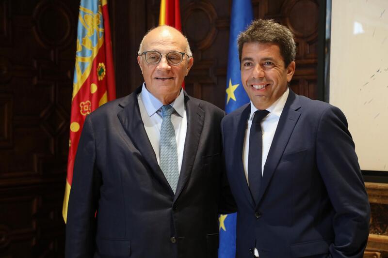 Mazón se reúne con el presidente de Sabadell para abordar la OPA y alerta sobre los riesgos