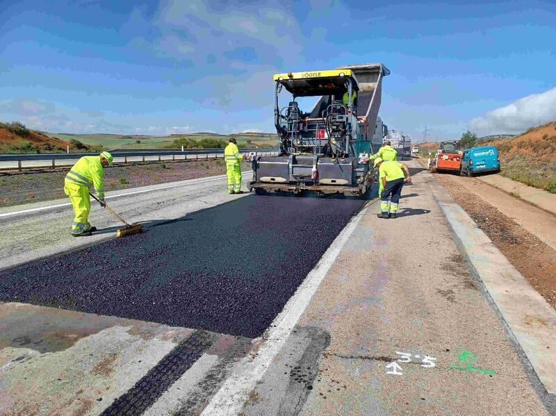 Revisión integral de autovías: Transportes licita un contrato de 2 millones de euros para evaluar 10.000 Km de carreteras