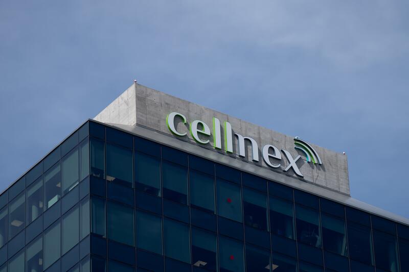 Criteria lanza una colocación privada del 2,636% del capital de Cellnex