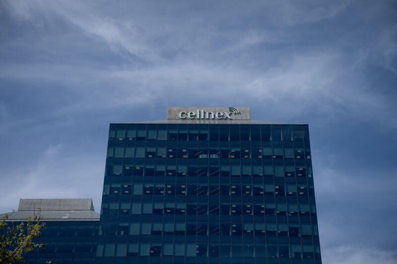 CriteriaCaixa vende su participación en Cellnex por 612,89 millones de euros