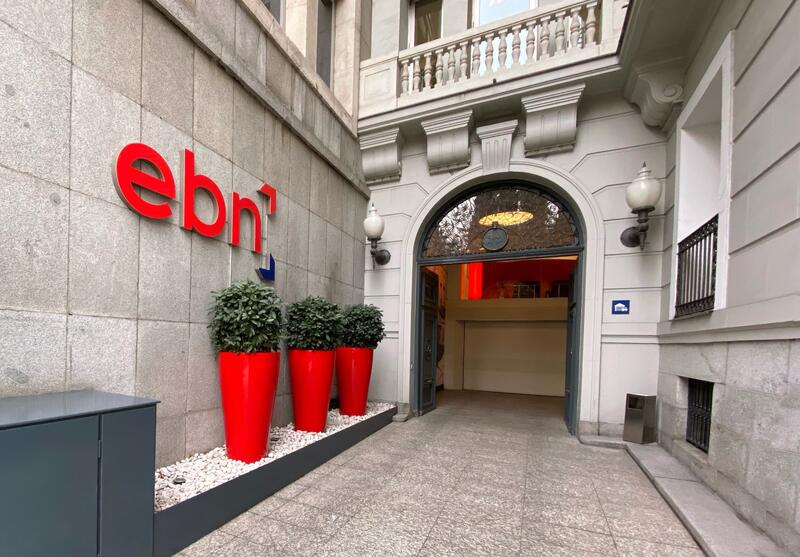 Recomiéndeselo a tus amigos y obtén hasta 250 euros en repostaje con EBN Banco