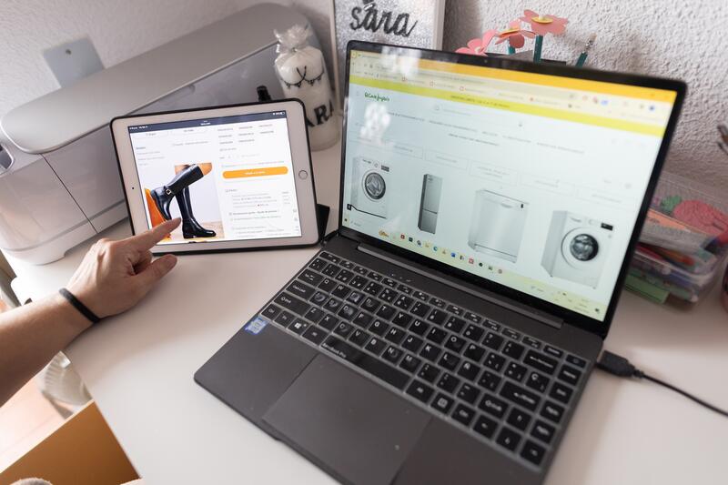 El e-commerce en España, a toda máquina: La venta de moda en Internet dispara un 1,6% en 2023 y conquista el 22,8% del mercado