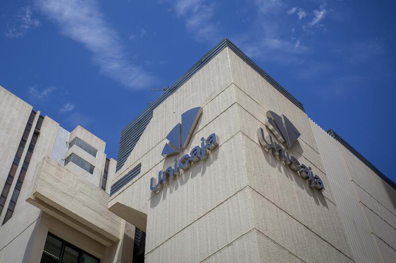 Acuerdo entre Unicaja e IBM para fortalecer la adopción de soluciones en la nube por parte de la entidad financiera