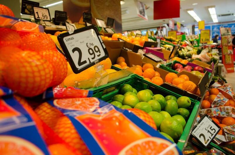Prórroga del IVA en alimentos: OCU la califica de «insuficiente» y pide reforzar la ayuda de 200 euros