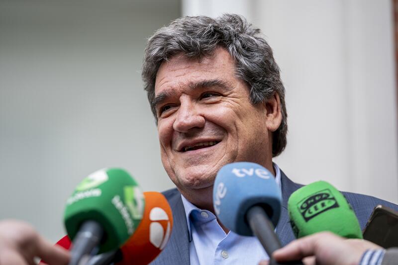 Escrivá asegura que la regularización de los interinos alcanza ya «el 75%» en la Administración Pública