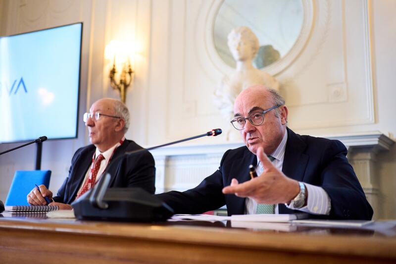 El respaldo contundente de Guindos a Delgado como gobernadora y la postura por su ausencia en las votaciones del BCE