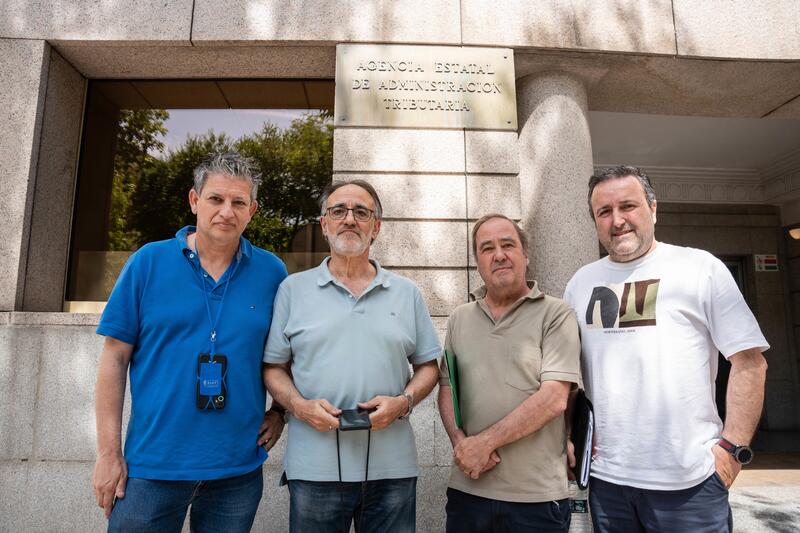Unidos por sus derechos: Trabajadores de la Agencia Tributaria marchan ante delegaciones en toda España