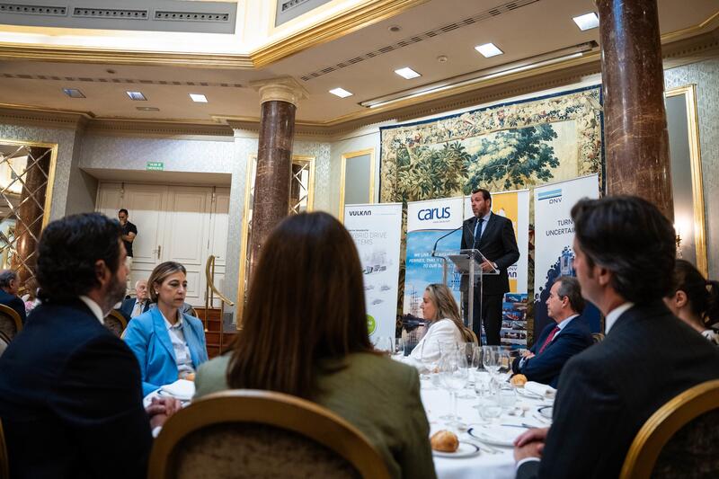El futuro del mar: Óscar Puente anuncia reforma ambiciosa para dinamizar el sector marítimo español
