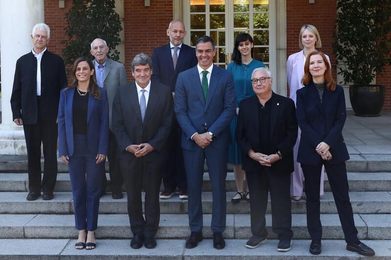 Ex ministro Castells será el encargado de presidir el consejo asesor en IA de España, que cuenta con participación de los gigantes tecnológicos