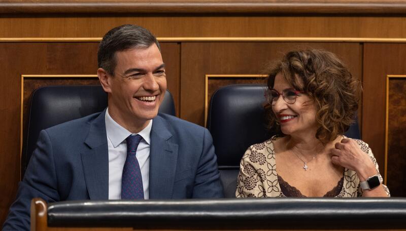 Sánchez y Montero se enfrentan hoy a las preguntas en el Congreso sobre la financiación excepcional de Cataluña