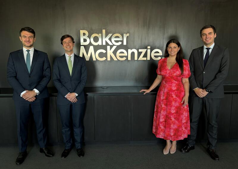 Baker McKenzie promociona a Carlos Jiménez, Bruno Keusses, Paula Talavera y Marc Cucarella como nuevos partners de la firma en España