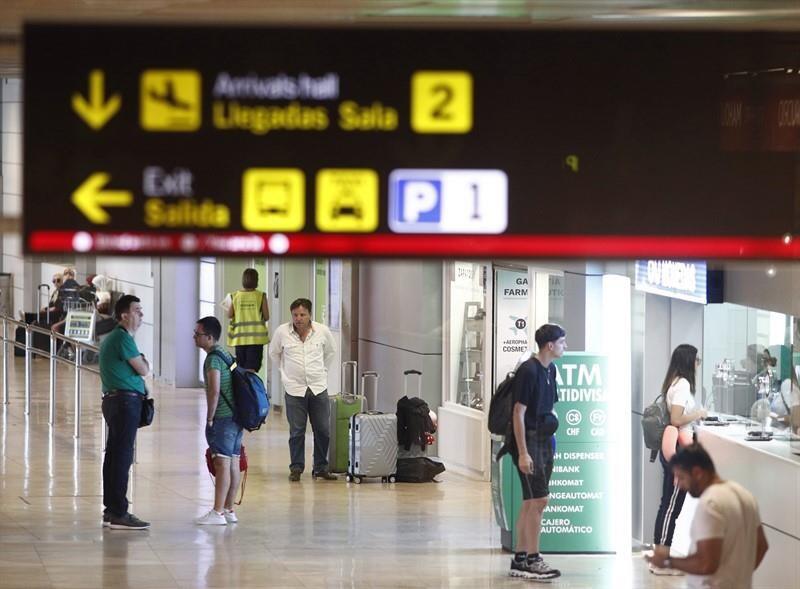 Problemas en el tren del Aeropuerto de Madrid: la circulación hacia la Terminal 4-Satélite se ve afectada