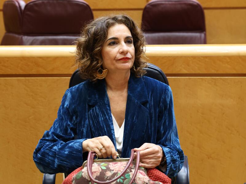 Hacienda dicta instrucciones para subir el sueldo de los funcionarios un 2% a partir de la nómina de julio