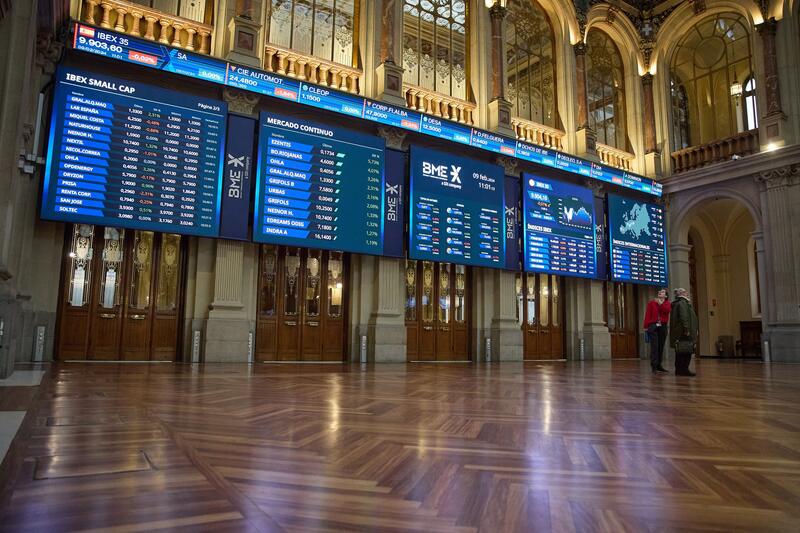 El Ibex 35 se infla un 0,3% en la jornada y ronda los 11.000 puntos