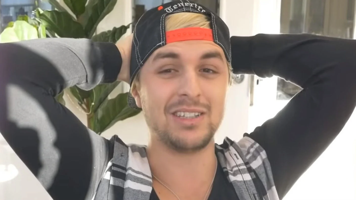 Criptomoneda de youtuber cayó en un solo día: Esto fue lo que pasó