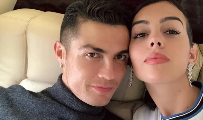 A pesar de los rumores persistentes sobre una posible crisis en su relación, también ha habido fuertes especulaciones de que Cristiano Ronaldo y Georgina Rodríguez podrían haberse casado en secreto. Estos rumores se avivaron especialmente después de que Ronaldo se refiriera a Georgina como 