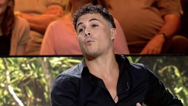 Sofía Suescun y su juego peligroso en Supervivientes: Kiko Jiménez reacciona 1 Merca2.es Kiko Jiménez responde a los coqueteos de Sofía Suescun